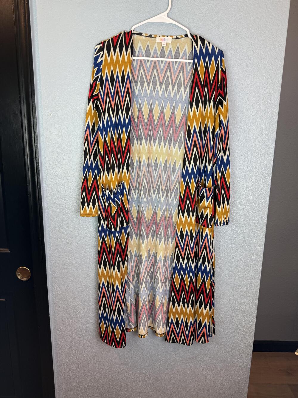 LuLaRoe Duster Cardigan Womens XS Multicolor Zig Zag Long Open Front Pockets USA